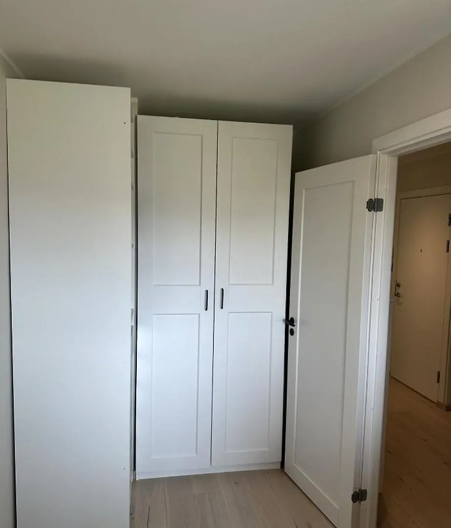 Stor Og Sentral Leilighet Naer Lagunen Bergen Apartman